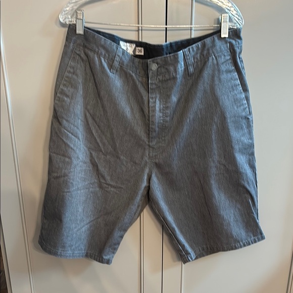 Volcom Chino Shorts Flat Front Repreve Gray Men’s Size 36 - Picture 1 of 5